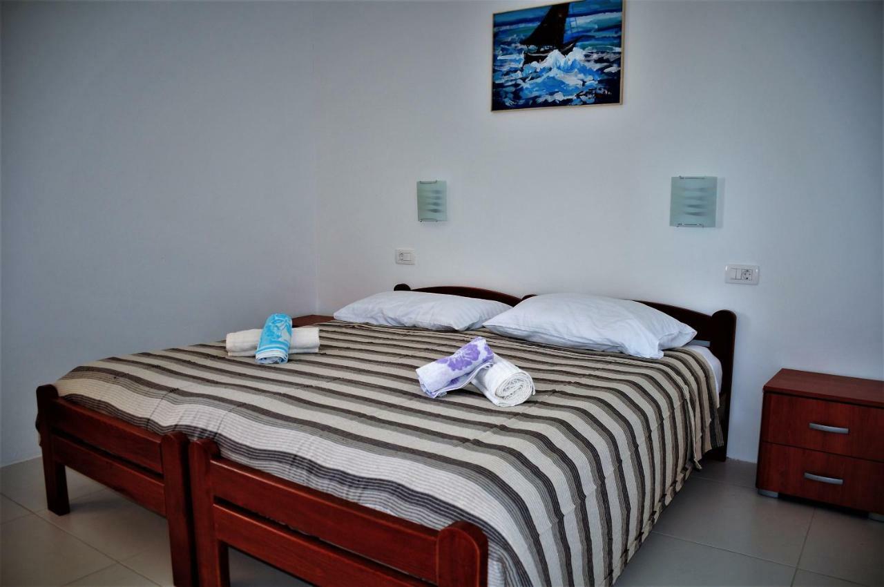 Apartmani Kadmen Ika Exterior photo